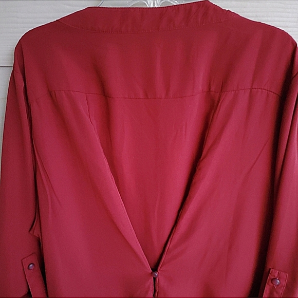 Rotita Red Burgundy Lace Overlay Long Roll-tab Sleeve V-neck Henley Tunic Top - Picture 15 of 16